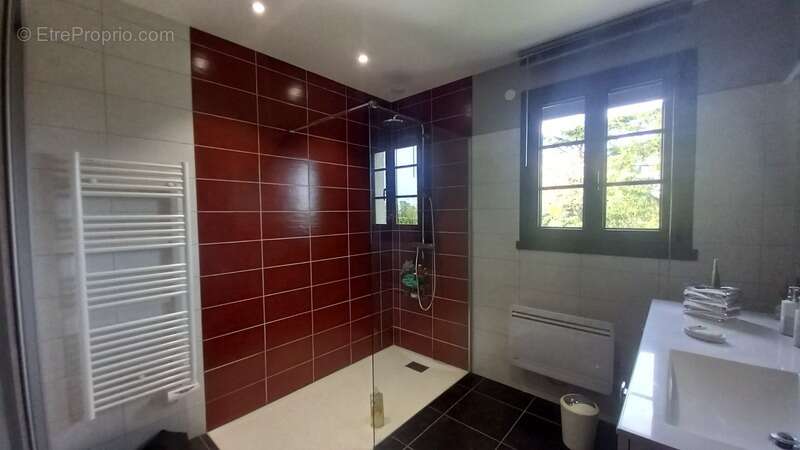 Maison à MONTBAZENS