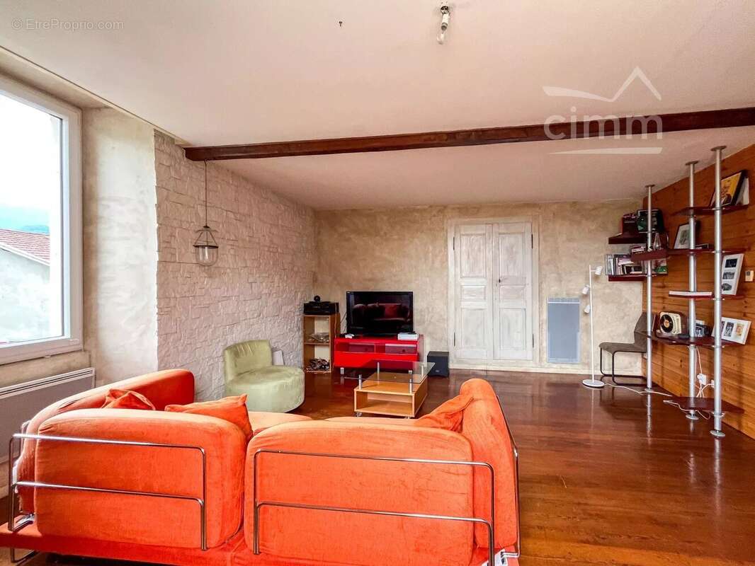 Appartement à LE TOUVET