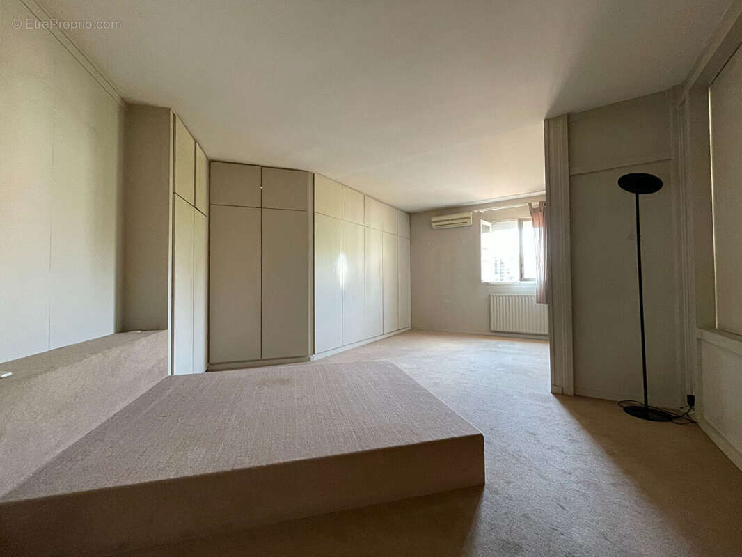 Bordeaux Coeur Chartrons - Appartement T4 de 155m² - photo 8