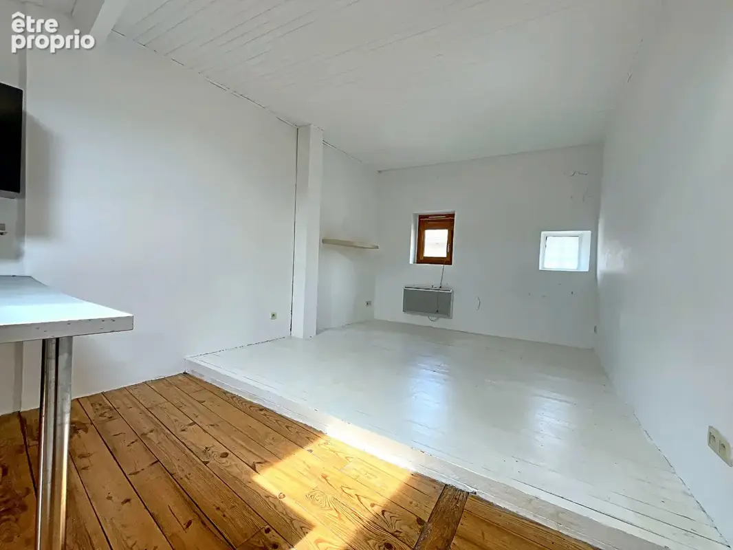 Maison de ville arlésienne - 65 m² environ - photo 2