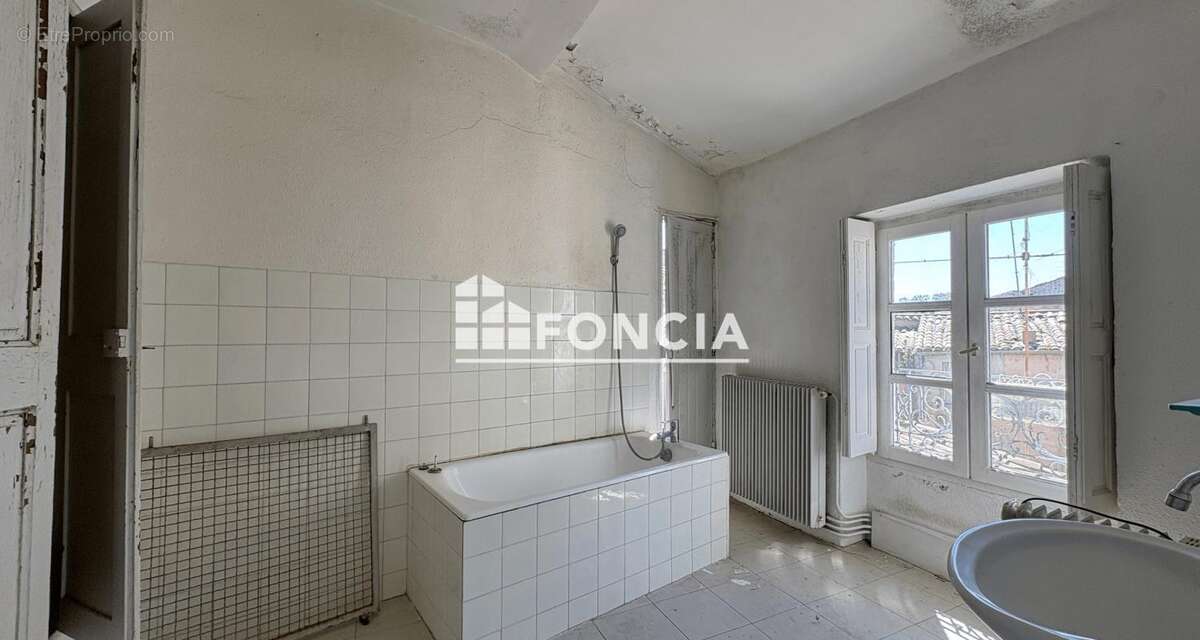 Appartement à NIMES