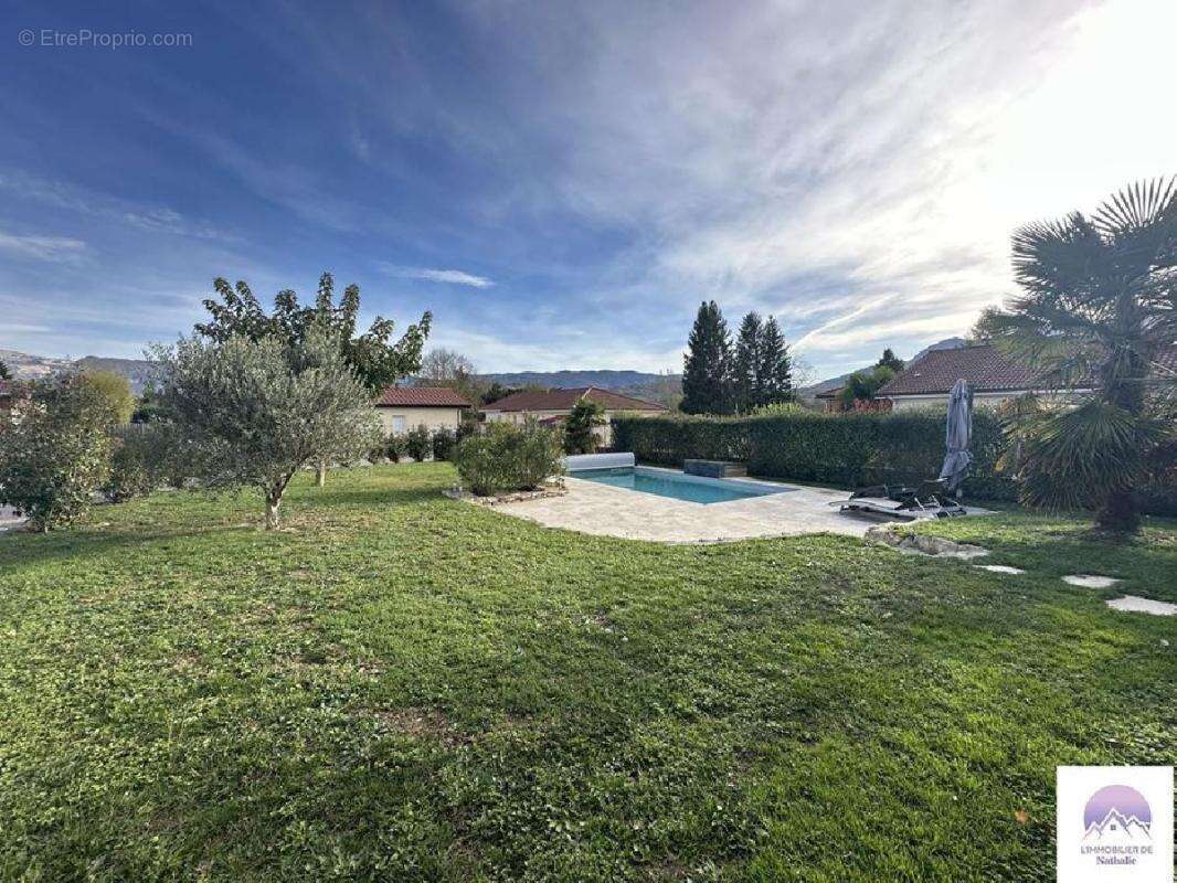 Maison à SAINT-JUST-DE-CLAIX