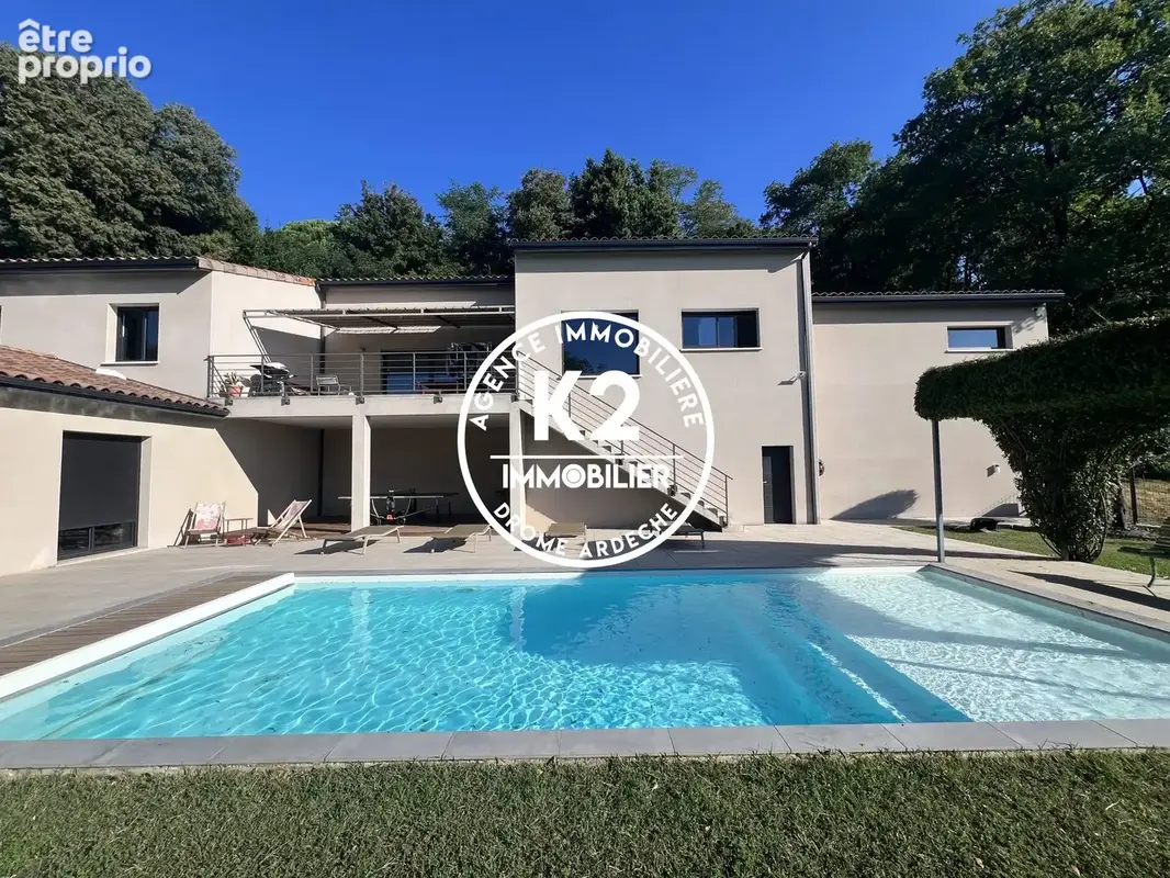 Maison 163 m² à Montelimar  - photo 3