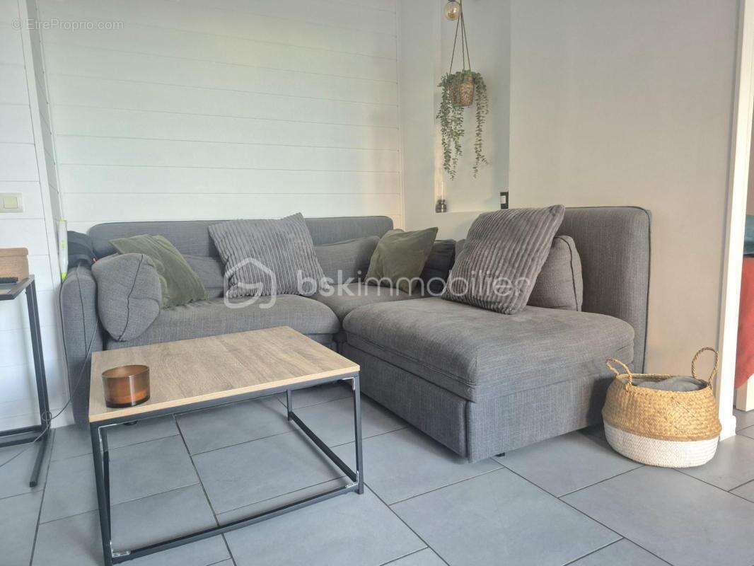 Appartement à LA VALETTE-DU-VAR