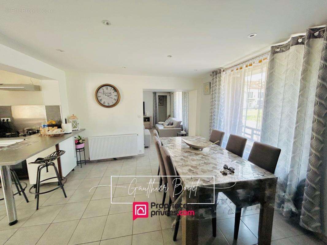 Maison à LIZY-SUR-OURCQ