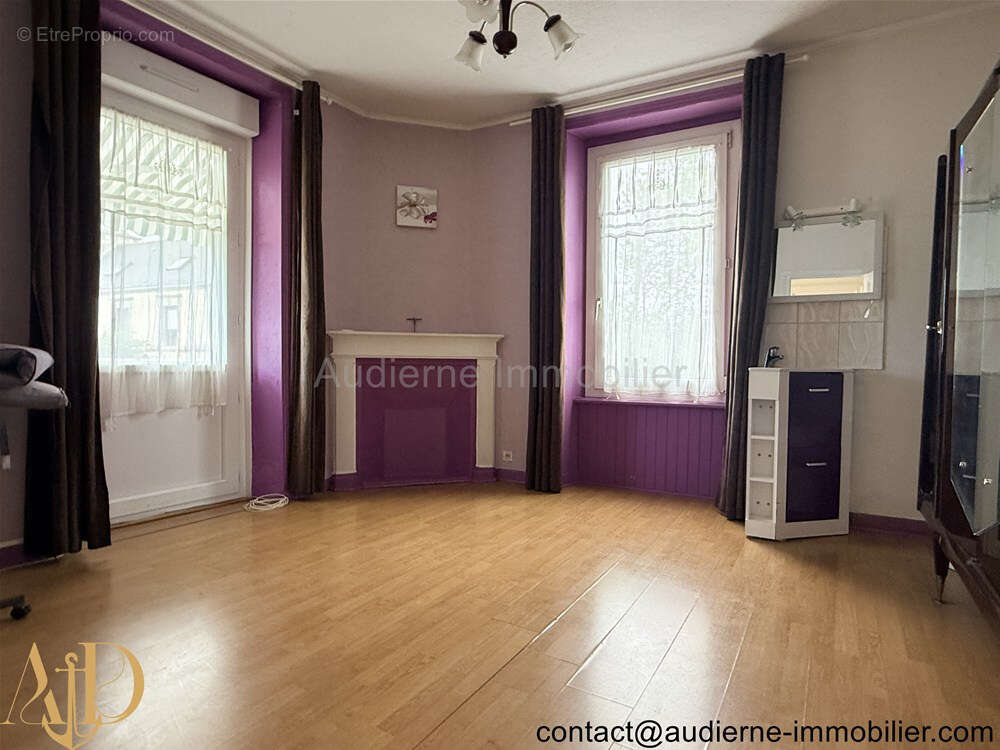 Maison à AUDIERNE