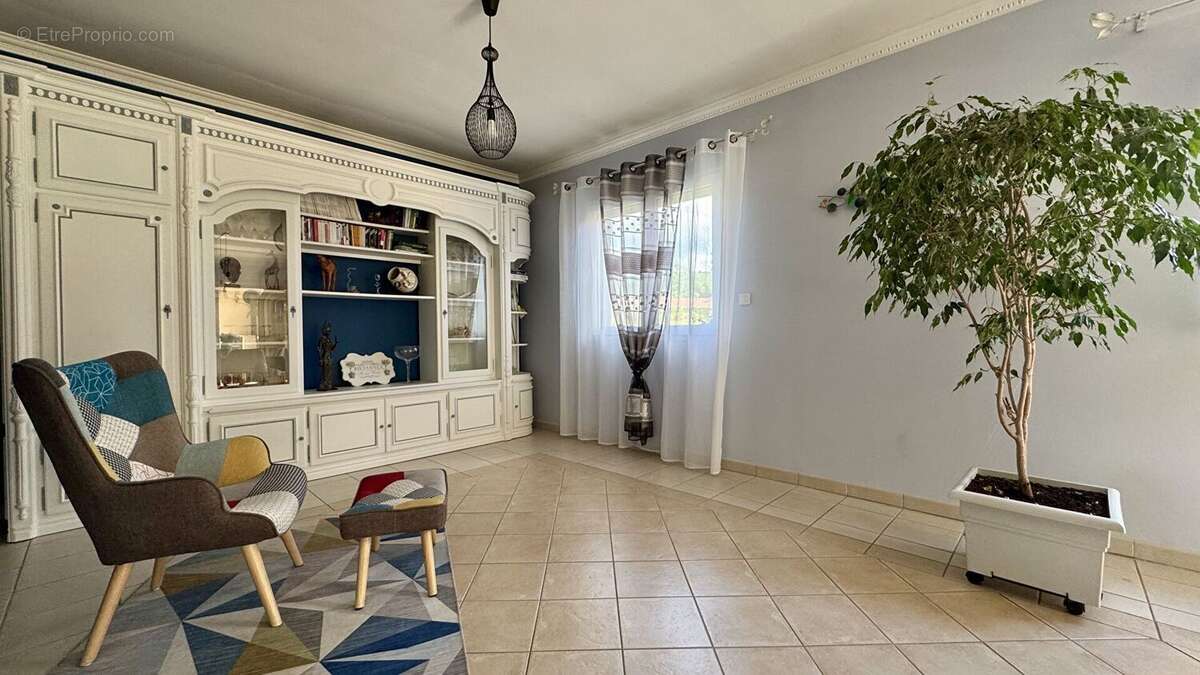 Maison à MARIOL