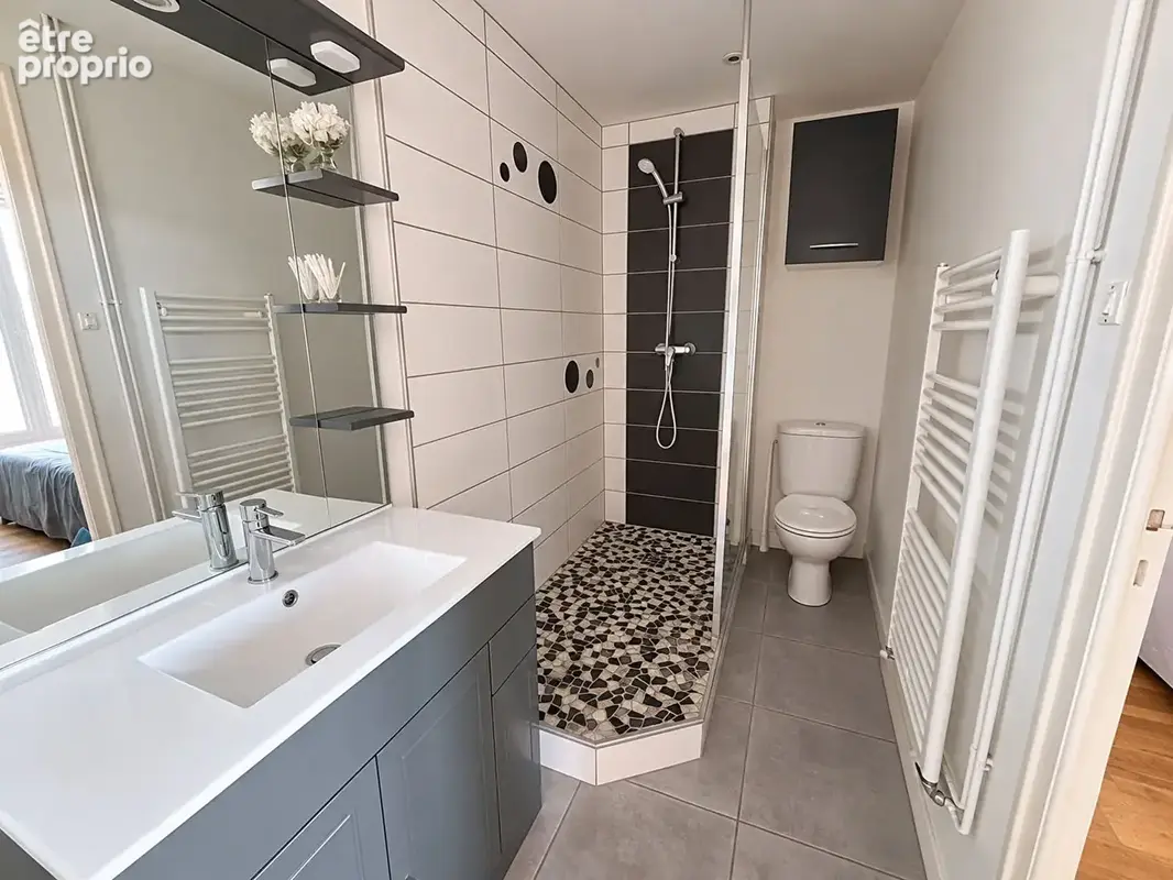 Appartement 2 pieces 42 m² riorges - photo 8