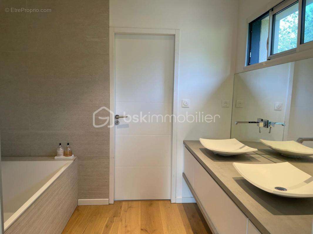 Maison 130m² type grand appartement – aucun travaux – idéal couple ou retraités - photo 8