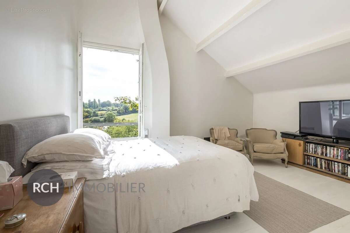 Maison à MONTFORT-L'AMAURY