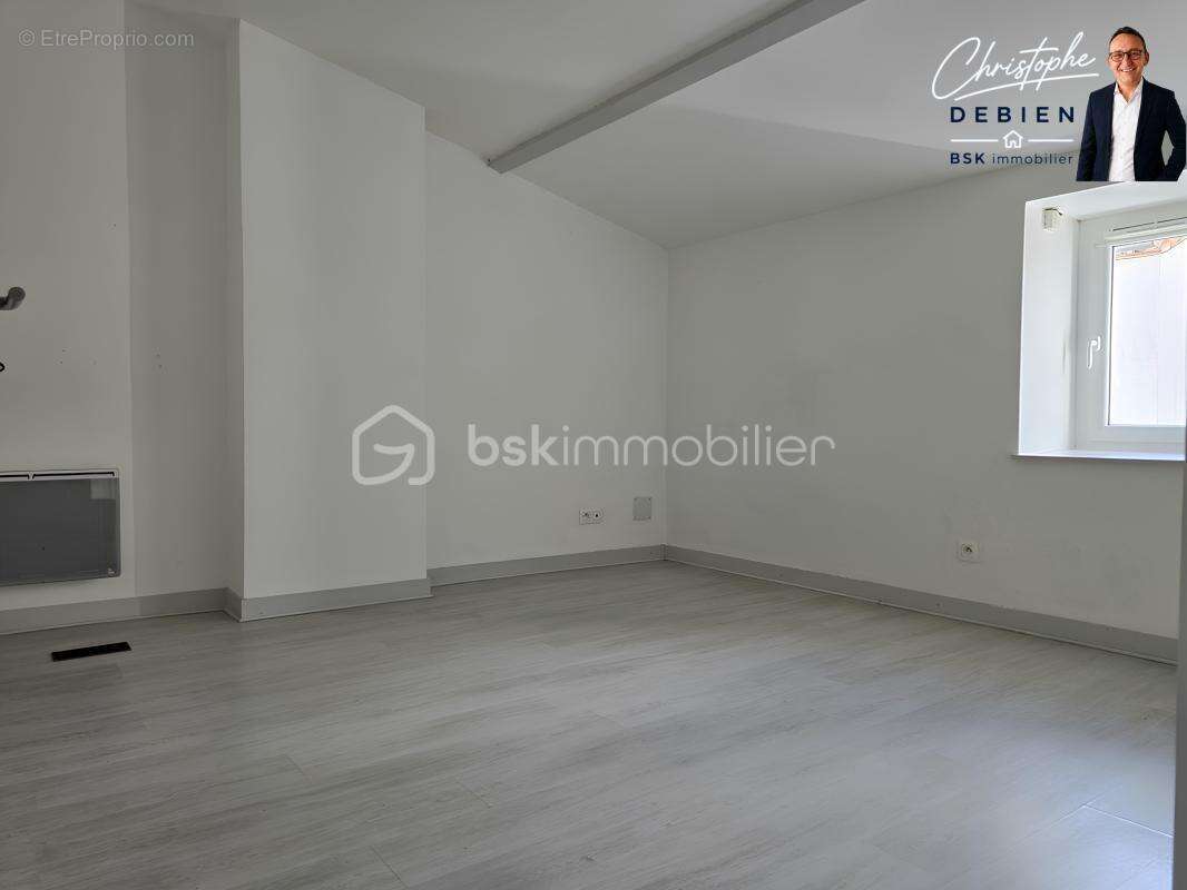 Maison rénovée – 2 chambres - calme – cour – poêle à bois - la bruffière - photo 8