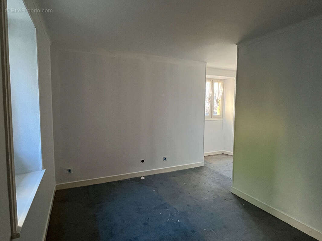 Maison à DONZENAC