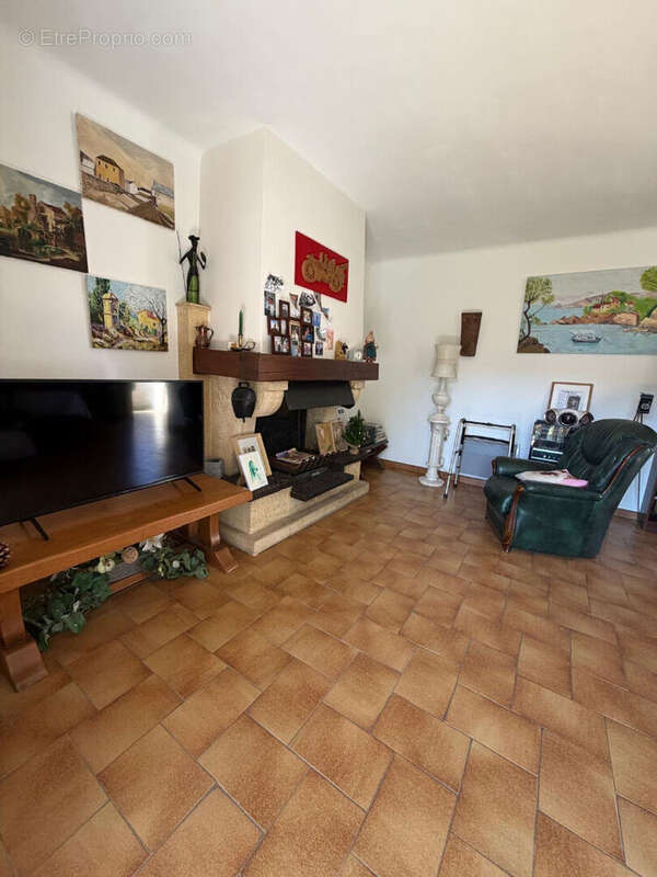 Photo 7 - Maison à SIMIANE-COLLONGUE