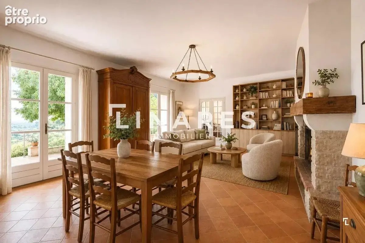 PLEIN SOLEIL - Villa T6 de 206m² - Piscine - Cuisine d'été - Terrain de 3400m² - 13011 LA TREILLE - photo 3