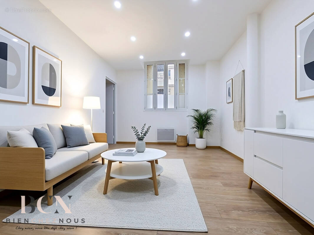 Appartement à PARIS-18E