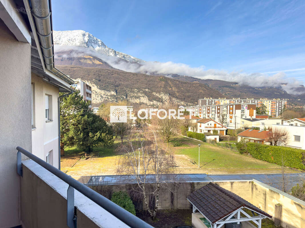 Appartement à ECHIROLLES