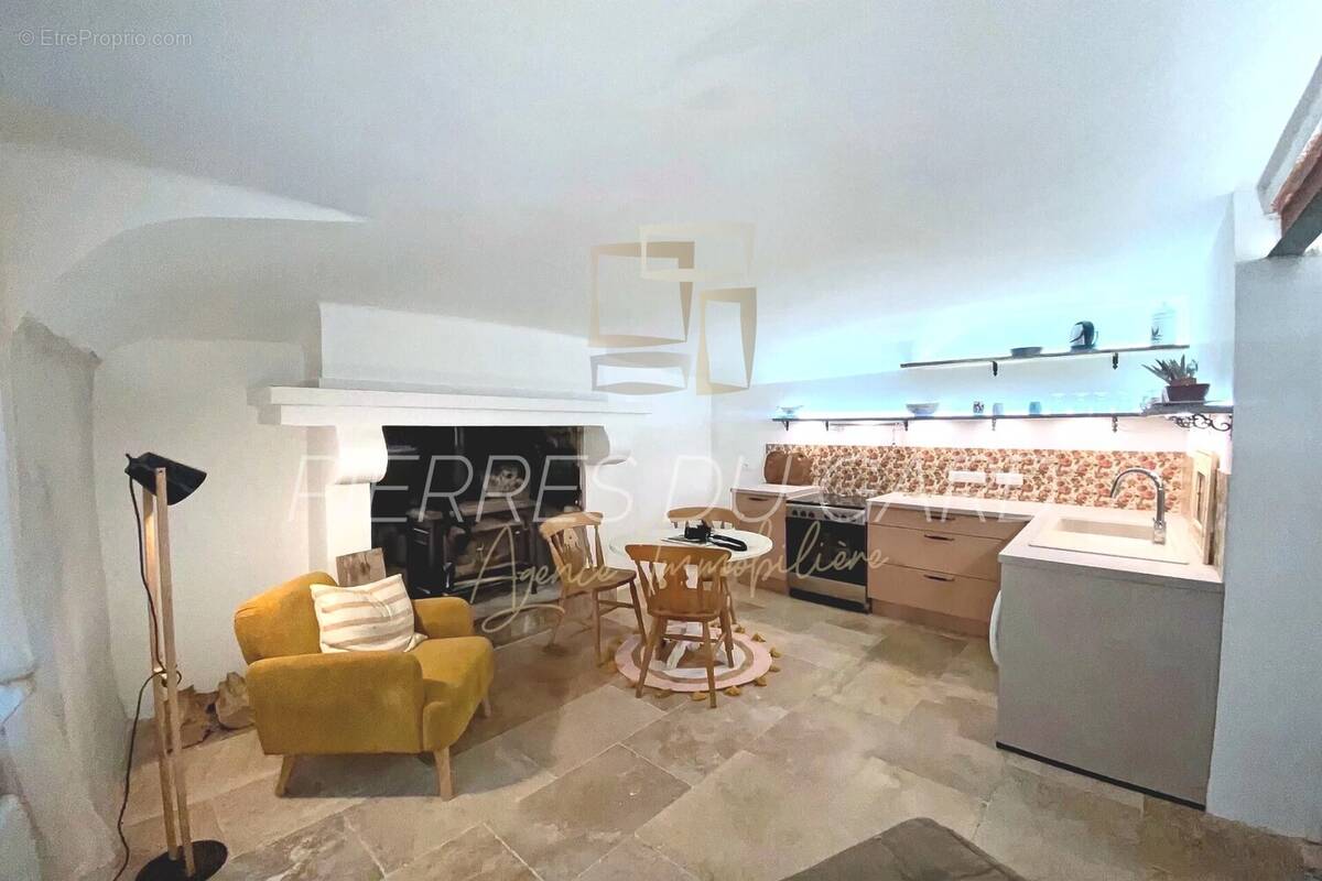 Appartement à SAINT-GENIES-DE-MALGOIRES