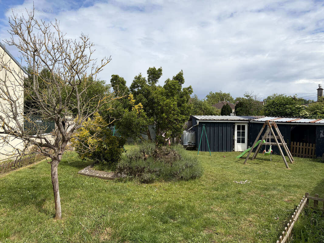 Maison à THOUROTTE
