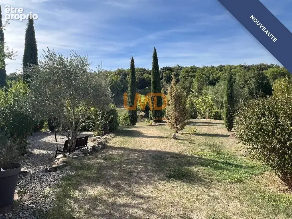 Maison fin 19ème sur un magnifique terrain arboré - photo 3