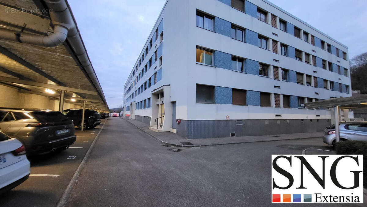 Appartement à CAUDEBEC-LES-ELBEUF