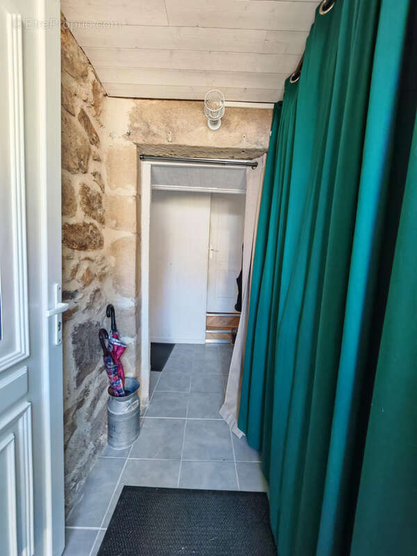Maison à ALBOUSSIERE