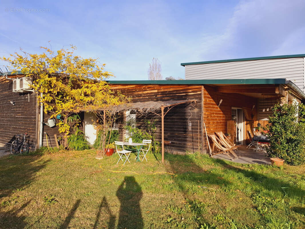 Maison à VALLON-PONT-D'ARC