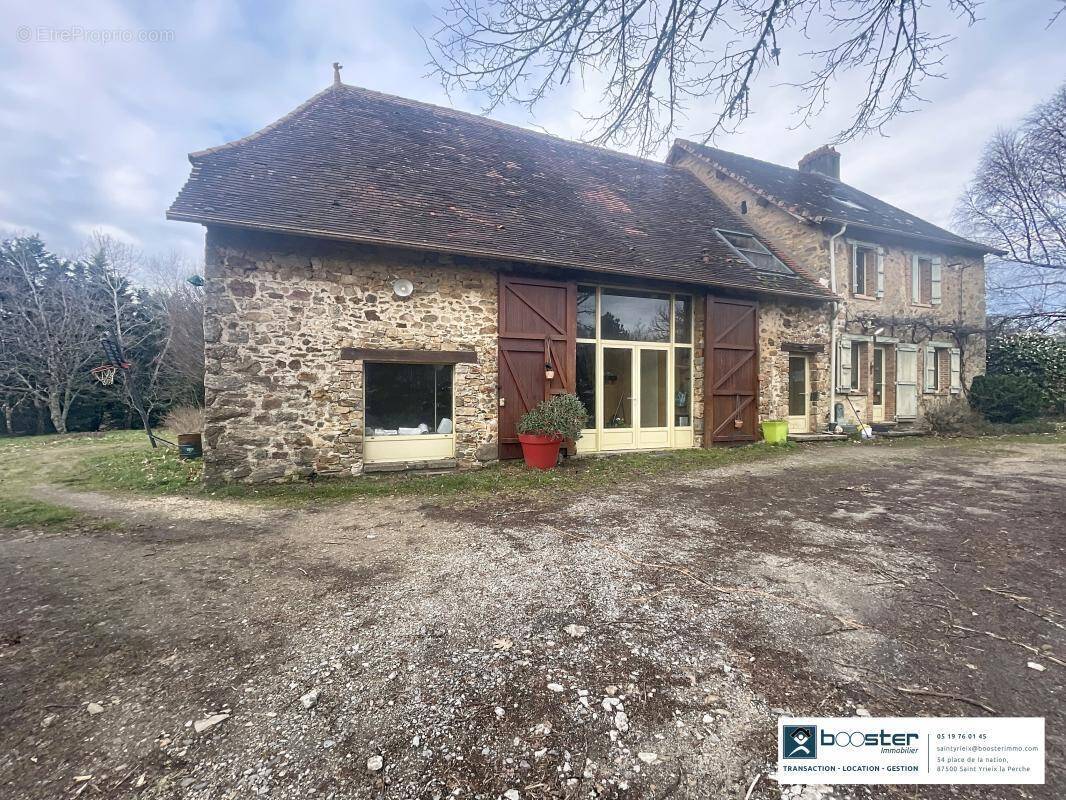 Maison à CHATEAU-CHERVIX