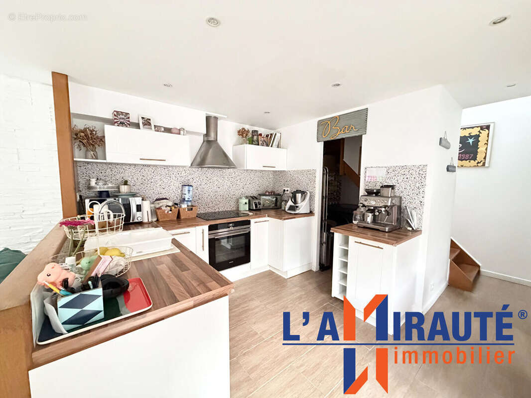 Maison à SARTROUVILLE