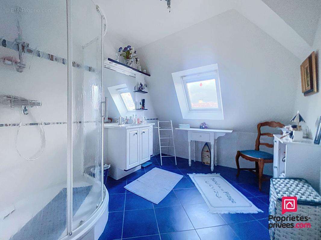 Maison à BONNETABLE
