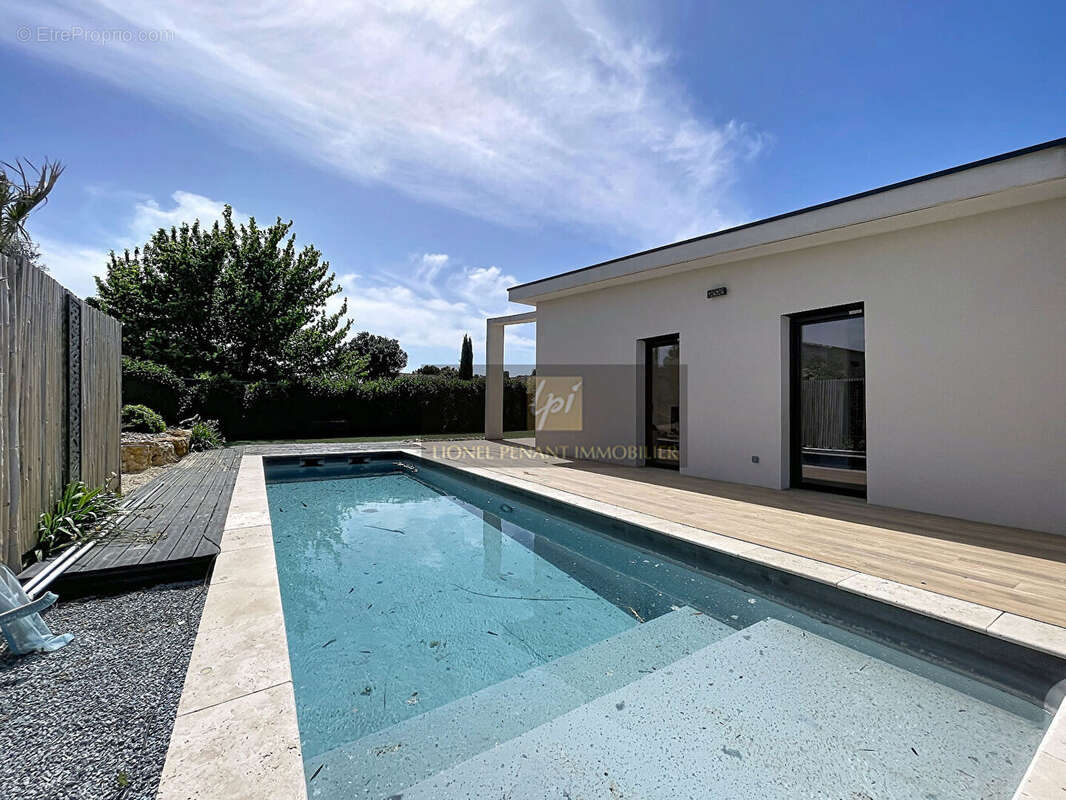 Maison à MAZAN