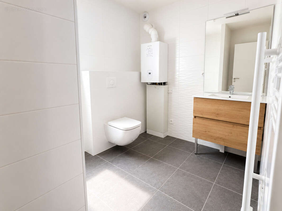 Appartement à SAINT-ROMAIN-EN-GAL