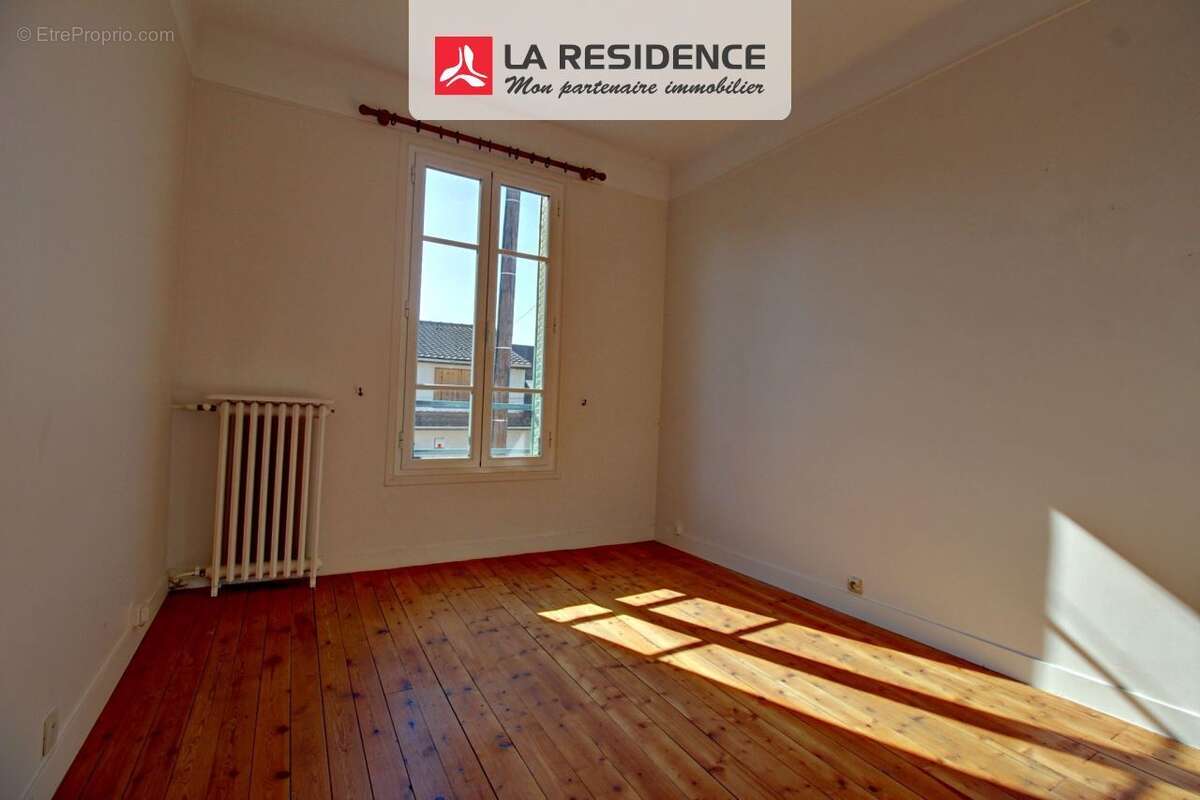 Maison à SARTROUVILLE