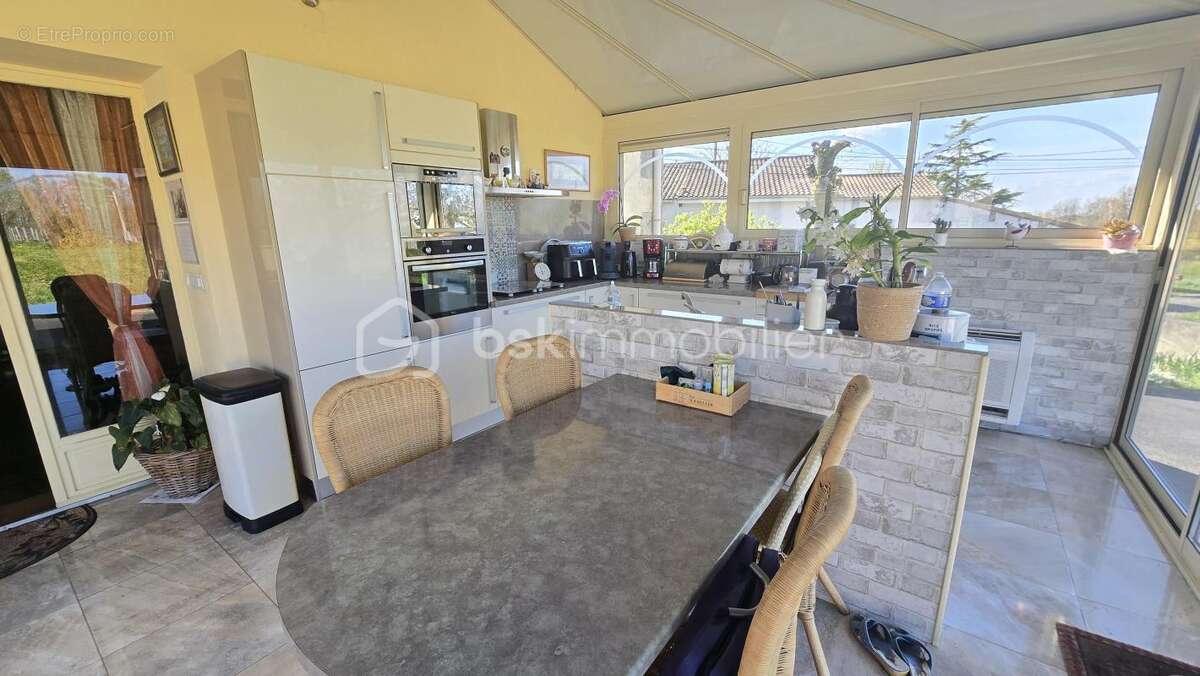 Maison en pierre avec piscine et climatisation - photo 16