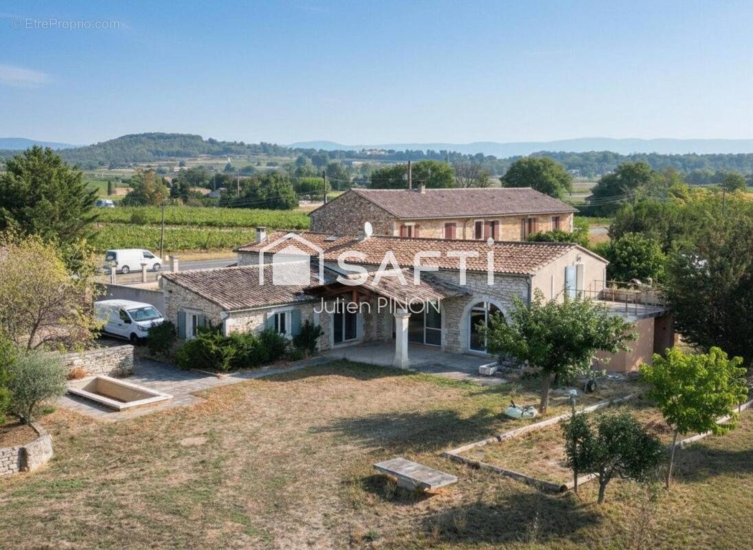 Photo 1 - Maison à ROUSSILLON