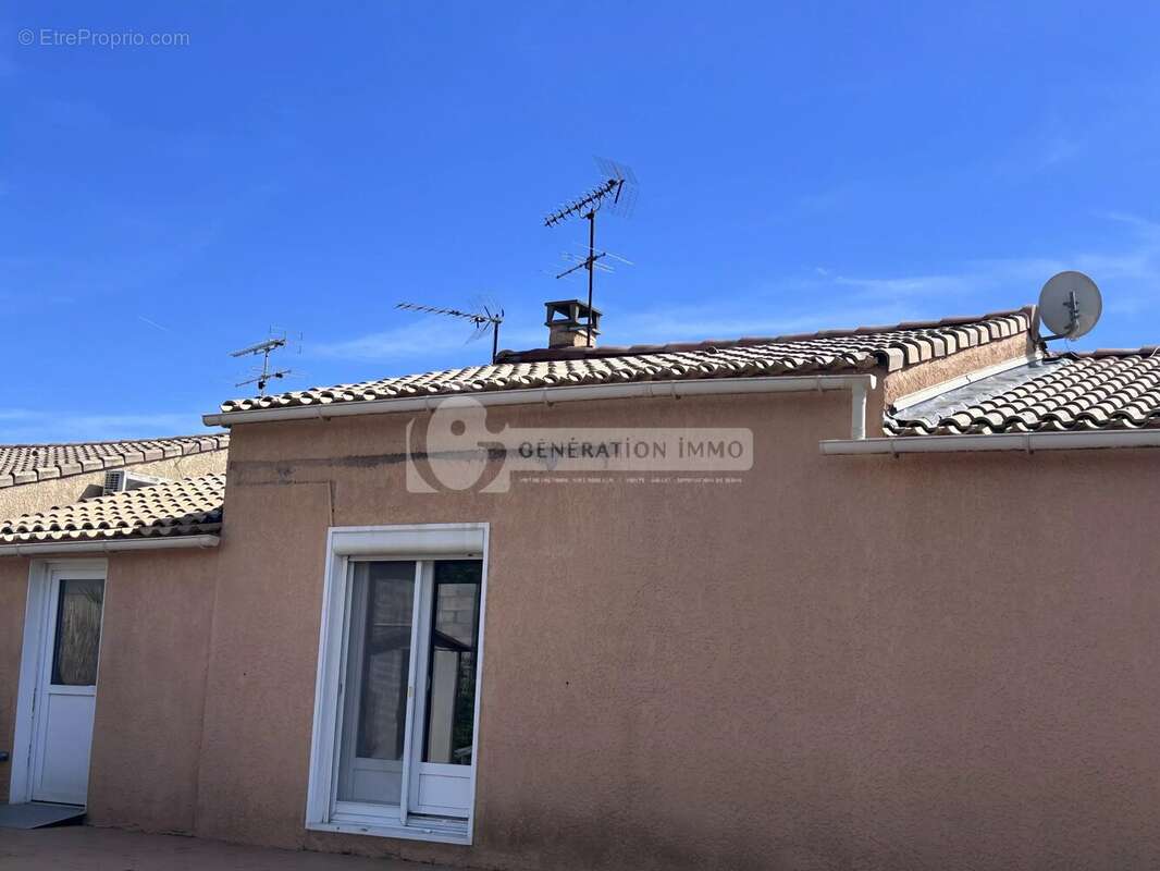 Maison à SAINT-MARTIN-DE-CRAU