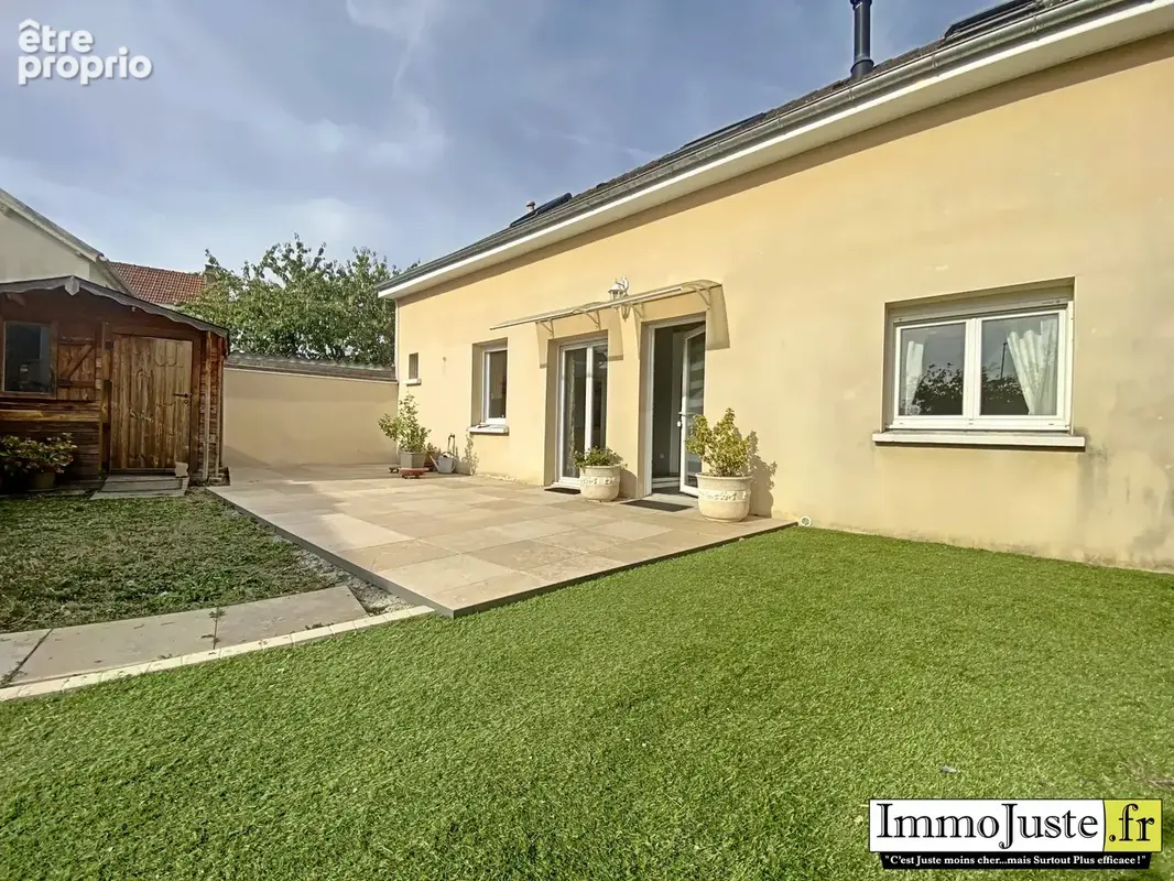Maison 5 pièces 91 m² à vendre à Les Essarts-Le-Roi (78690) - photo 2