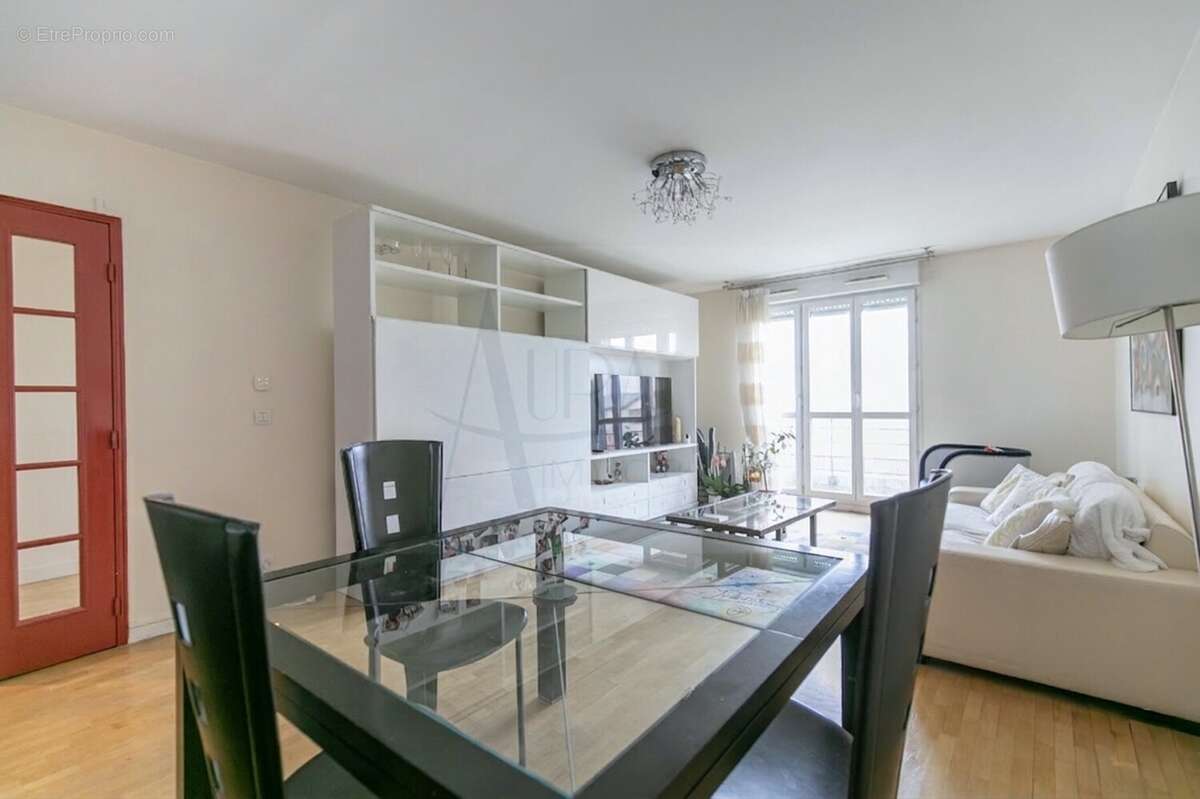 13032026-IMG_0005a - Appartement à LES LILAS