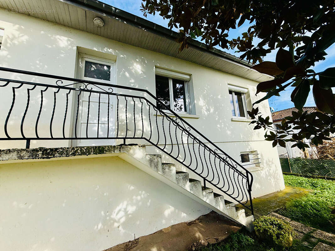Maison à SAINT-SYLVESTRE-SUR-LOT