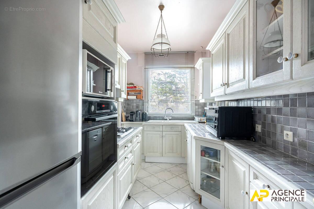 Appartement à MAISONS-LAFFITTE