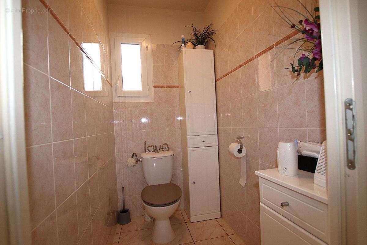 Villa de plain-pied 136 m² - Cadre exceptionnel - photo 11