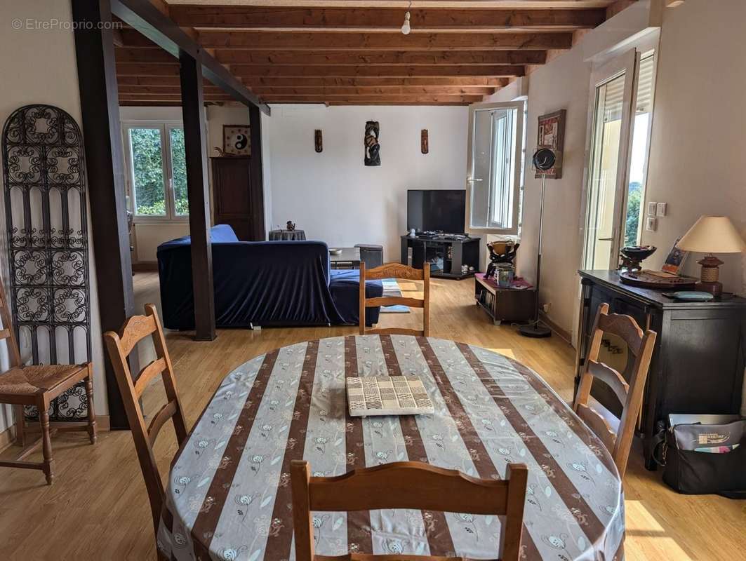 Maison à LA PRENESSAYE