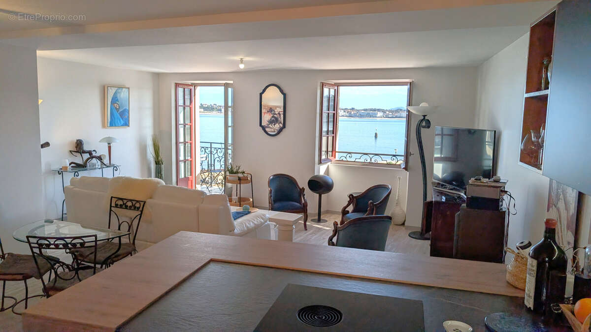 Appartement à CIBOURE
