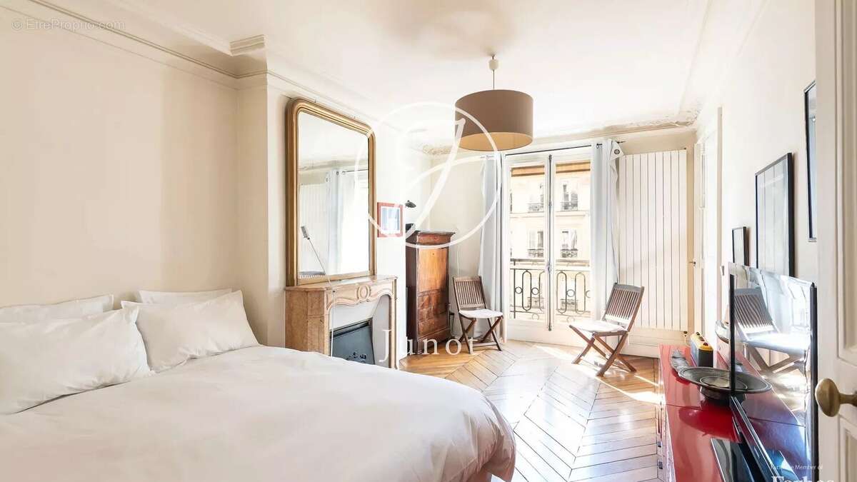 Appartement à PARIS-4E