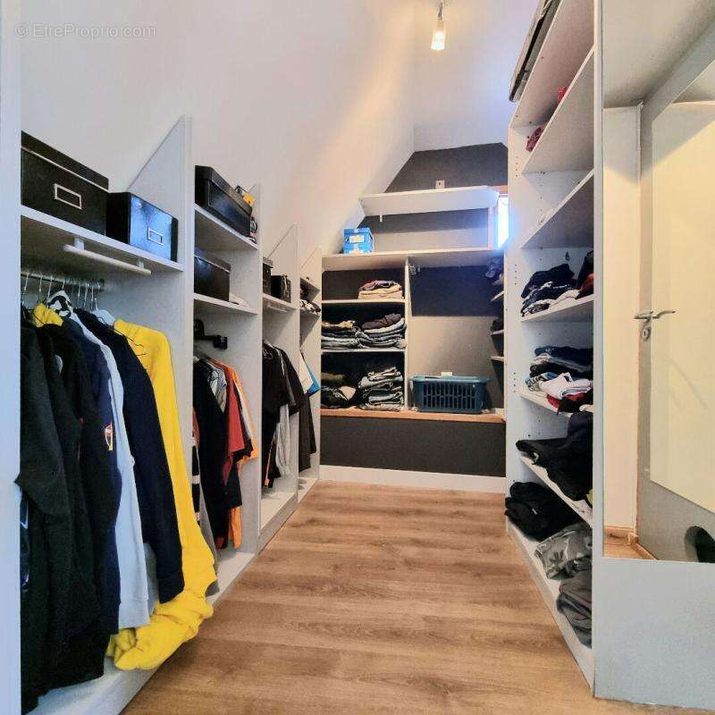 Appartement Yenne 4 pièce(s) 89.90 m2 - photo 13