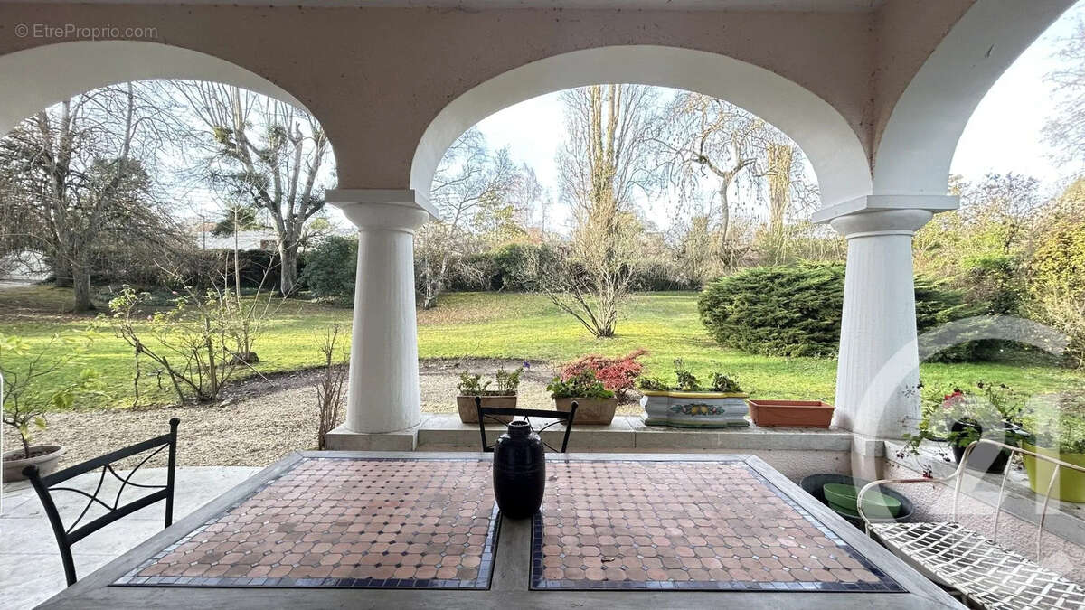 Maison à SAMOIS-SUR-SEINE