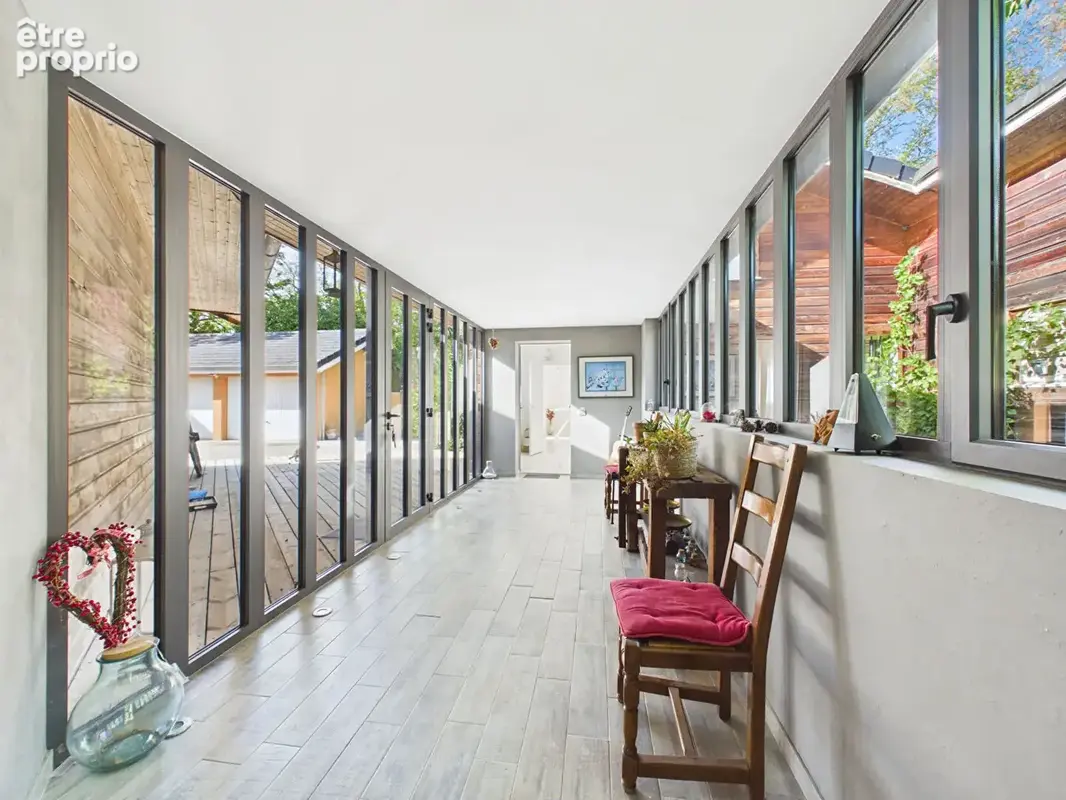 Maison d'exception de 230 m2 avec piscine chauffée - photo 13