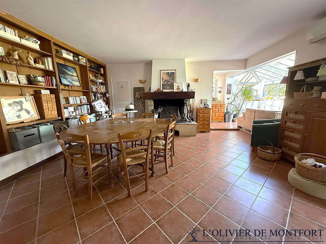 Maison à MONTFORT-L'AMAURY