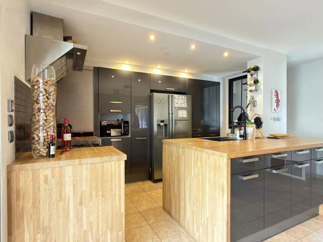 Maison à DOMPIERRE-SUR-MER