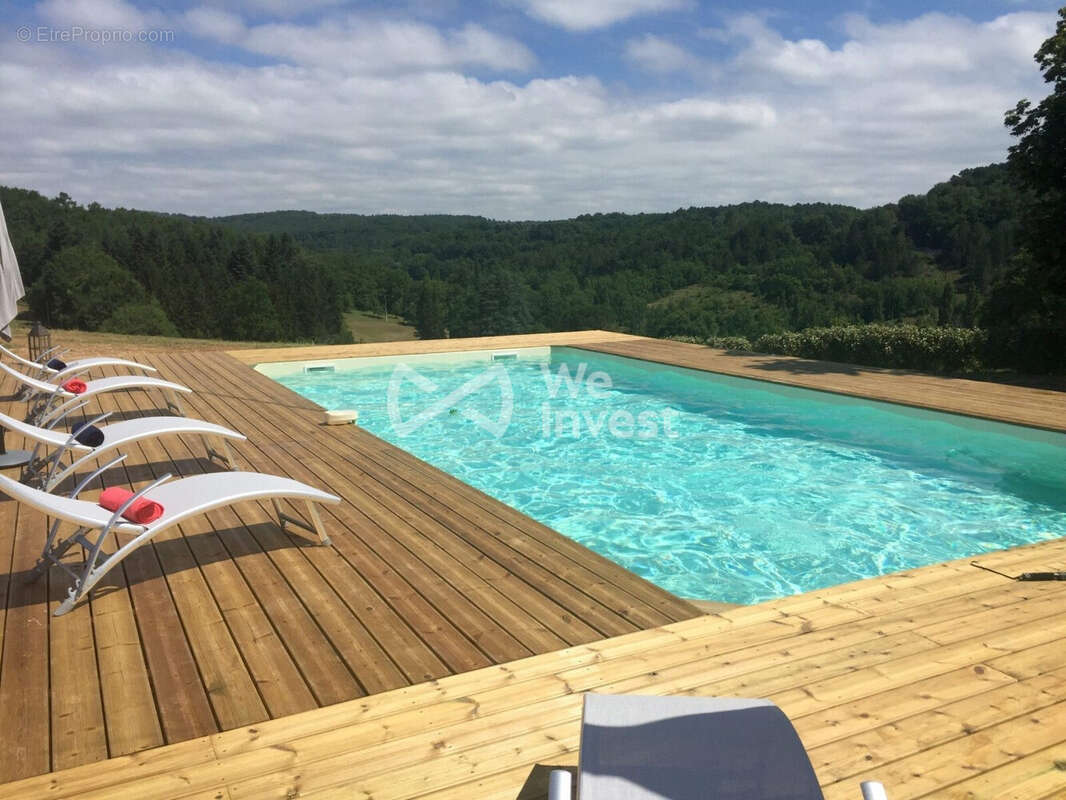 Maison 200 m² à Puy-L'eveque  - photo 2