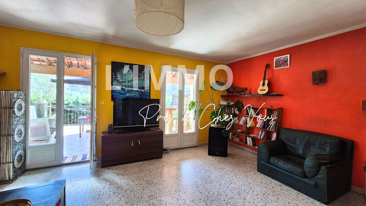 Maison à PLAN-D'AUPS-SAINTE-BAUME